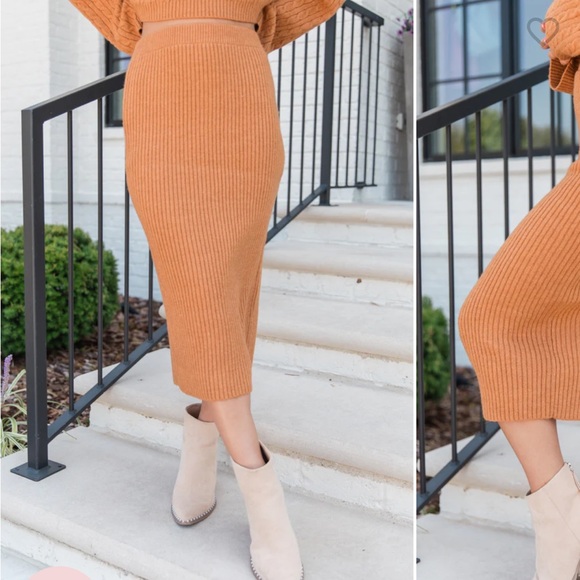 Know The Ropes Sweater/Skirt Set - Picture 4 of 5